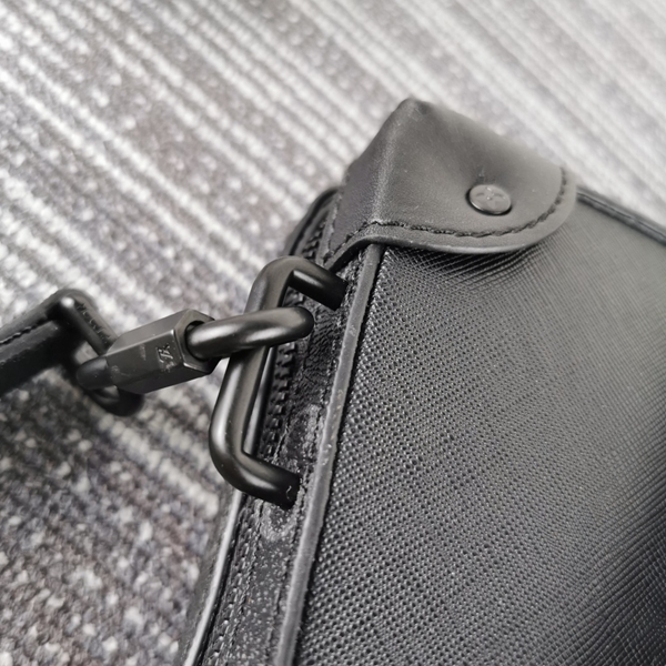 ルイヴィトンバッグ着用イメージ